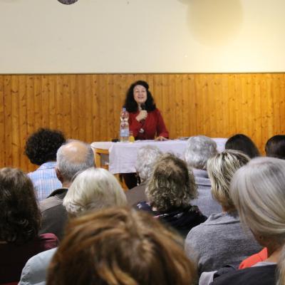 Dr. Necla Kelek hielt am Donnerstag, 23. November 2017, im Jugendzentrum Stadtmitte einen Vortrag zum Internationalen Gedenktag NEIN zu Gewalt an Frauen