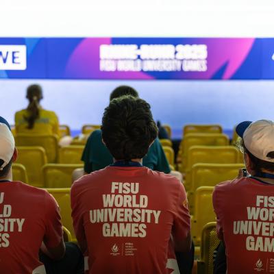 Zuschauer bei der FISU in der Mülheimer Westenergie Sporthalle