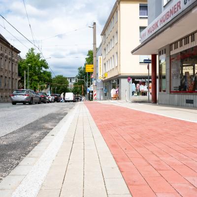 Kaiserstraße erhält einen rot gepflasterten Fahrradstreifen