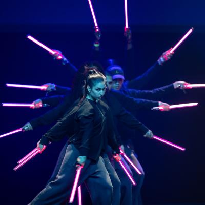 Showact bei der FISU-Abschlusszeremonie in der Kraftzentrale im Landschaftspark Duisburg-Nord