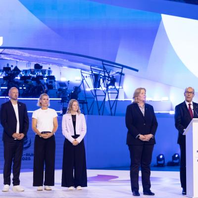 Reden von Bärbel Bas, Bundesministerin für Arbeit und Soziales, und FISU-Präsident Leonz Eder