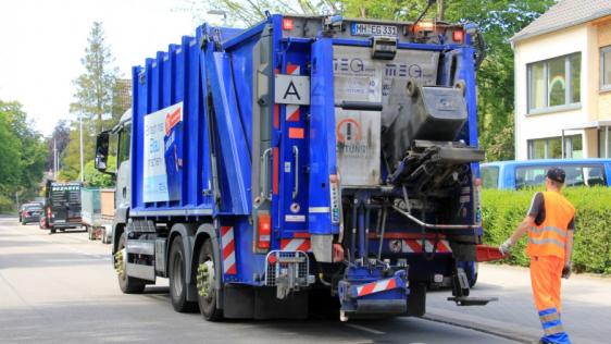 Müllentsorgung und Mitarbeiter der Mülheimer Entsorgungsgesellschaft (MEG) bei der Arbeit.