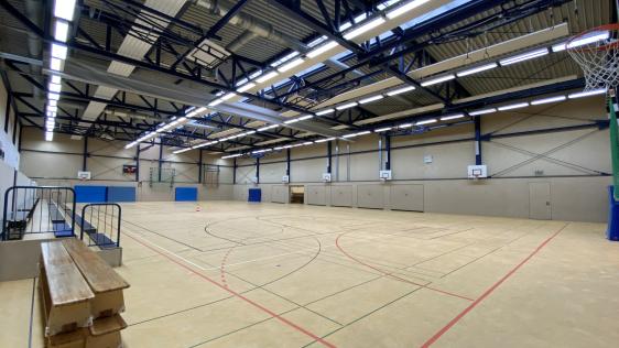 Sporthalle Holzstraße innen
