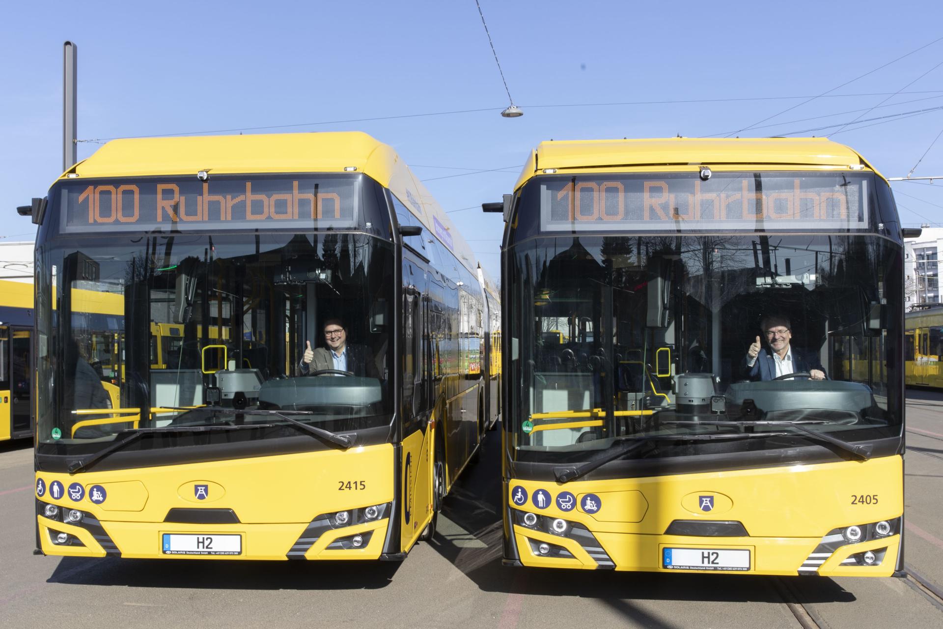 Zwei Wasserstoffbusse der Ruhrbahn