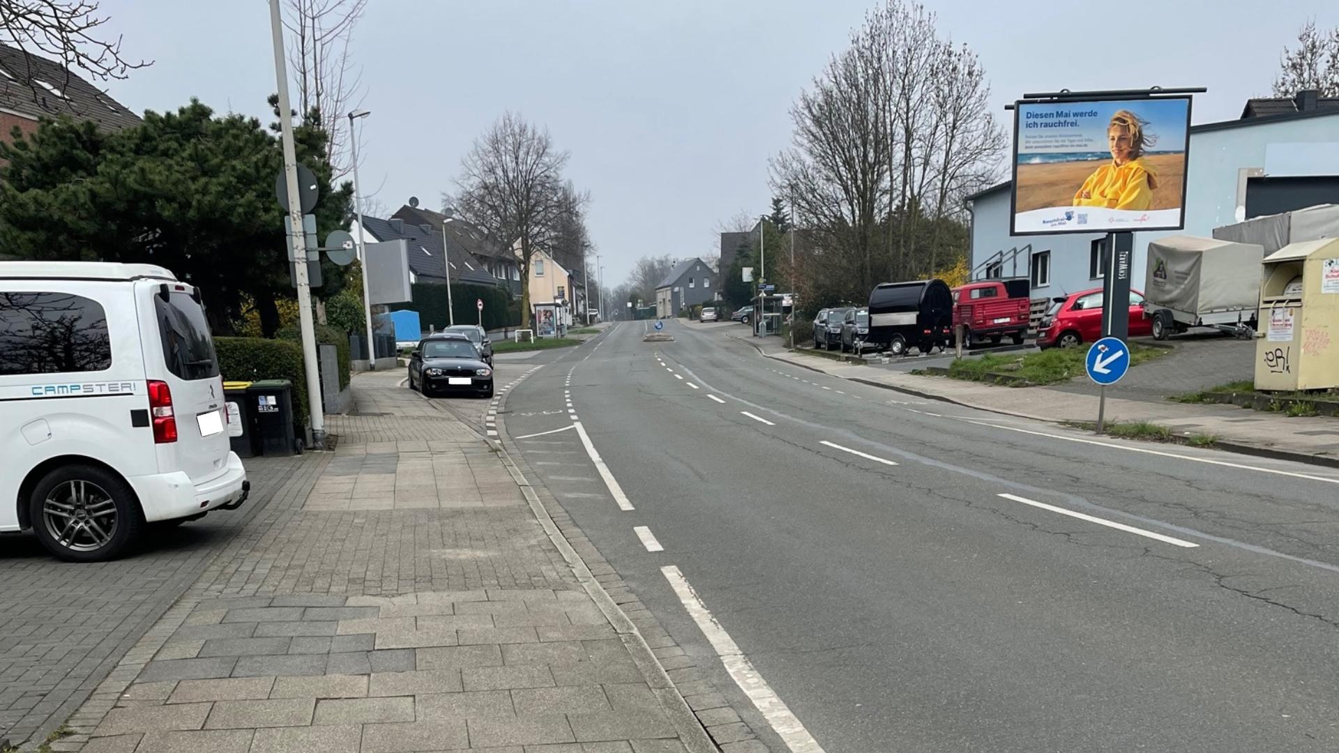 Foto zeigt Fahrbahn der Freiherr-vom-Stein-Straße
