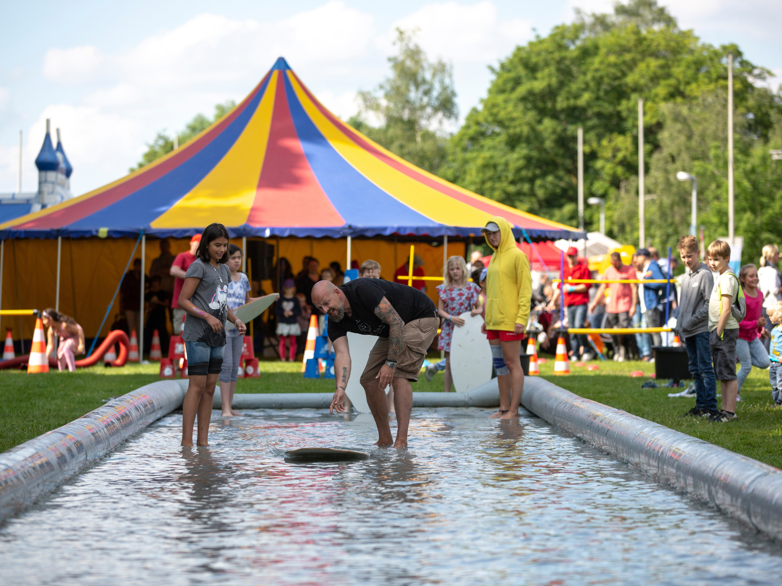 Skimboarding auf der Sportwiese bei Voll die Ruhr