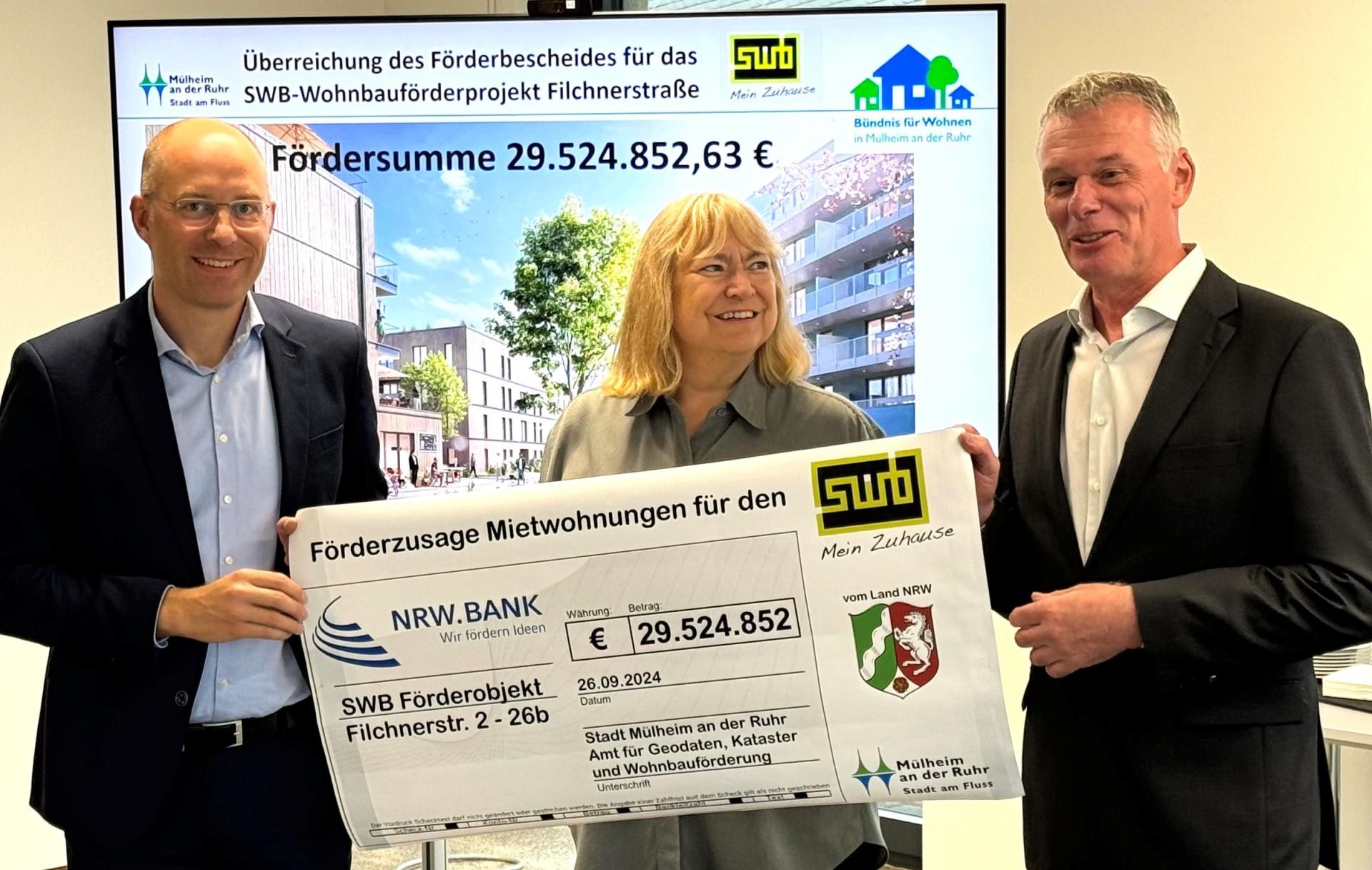 Übergabe der Förderzusage für die Baumaßname in der Filchnerstraße