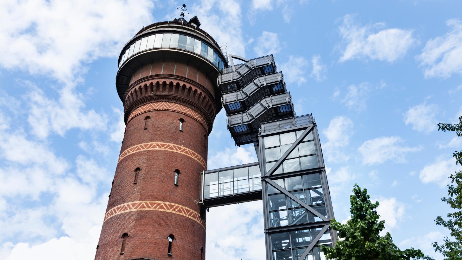 Ansicht des Aquarius Wassermuseums am Tag
