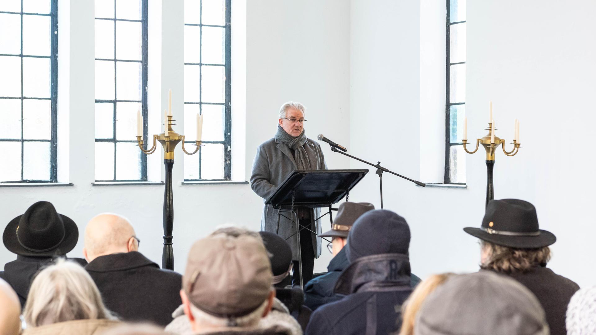 Oberbürgermeister Marc Buchholz bei der Gedenkstunde am 27. Januar 2026.