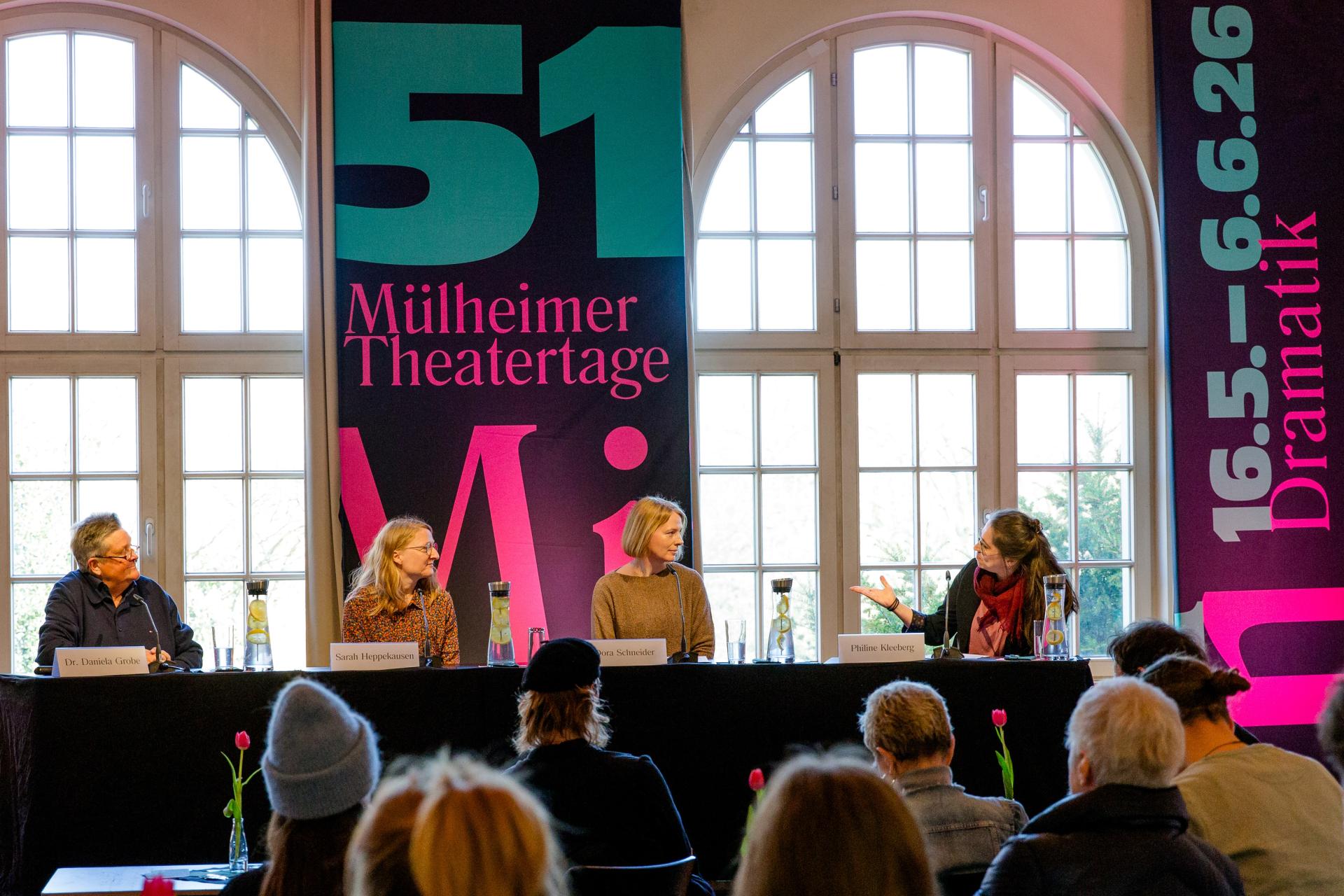 Pressekonferenz zur Bekanntgabe der Nominierungen der 51. Mülheimer Theatertage
