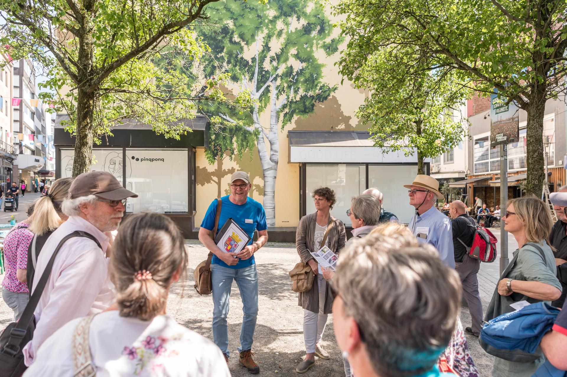 Stadtrundgänge im Sommer 2024 im Rahmen des Bürgermitwirkungsbudgets