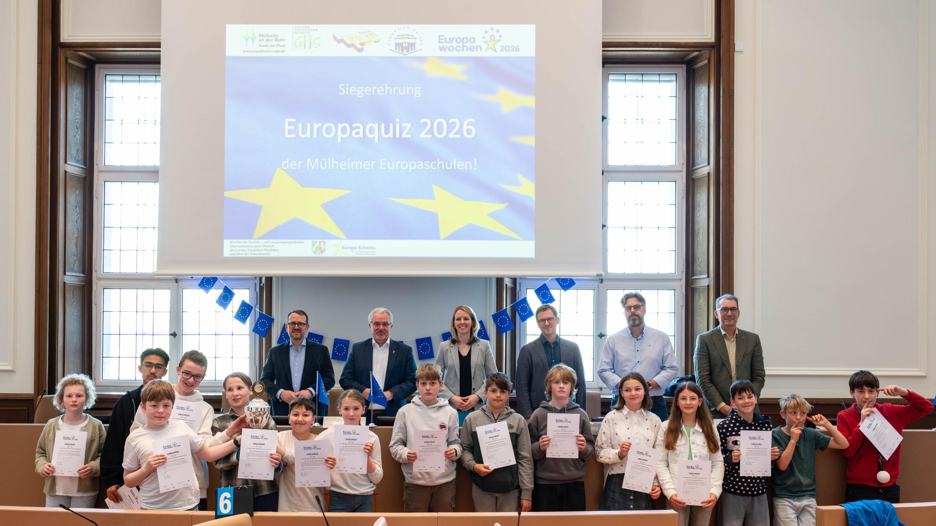 Im Jahr 2026 gewann das Team des Gymnasiums Heißen den Europapokal.