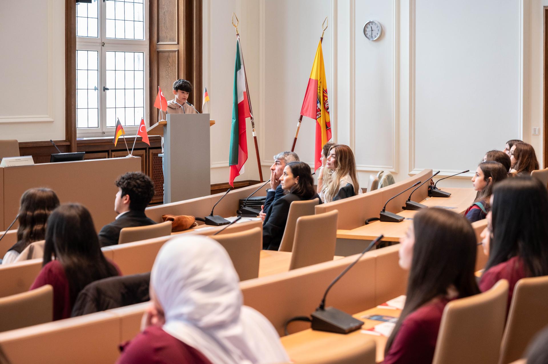 Die Realschule Broich stellte ihren Schüleraustausch mit Beykoz vor.