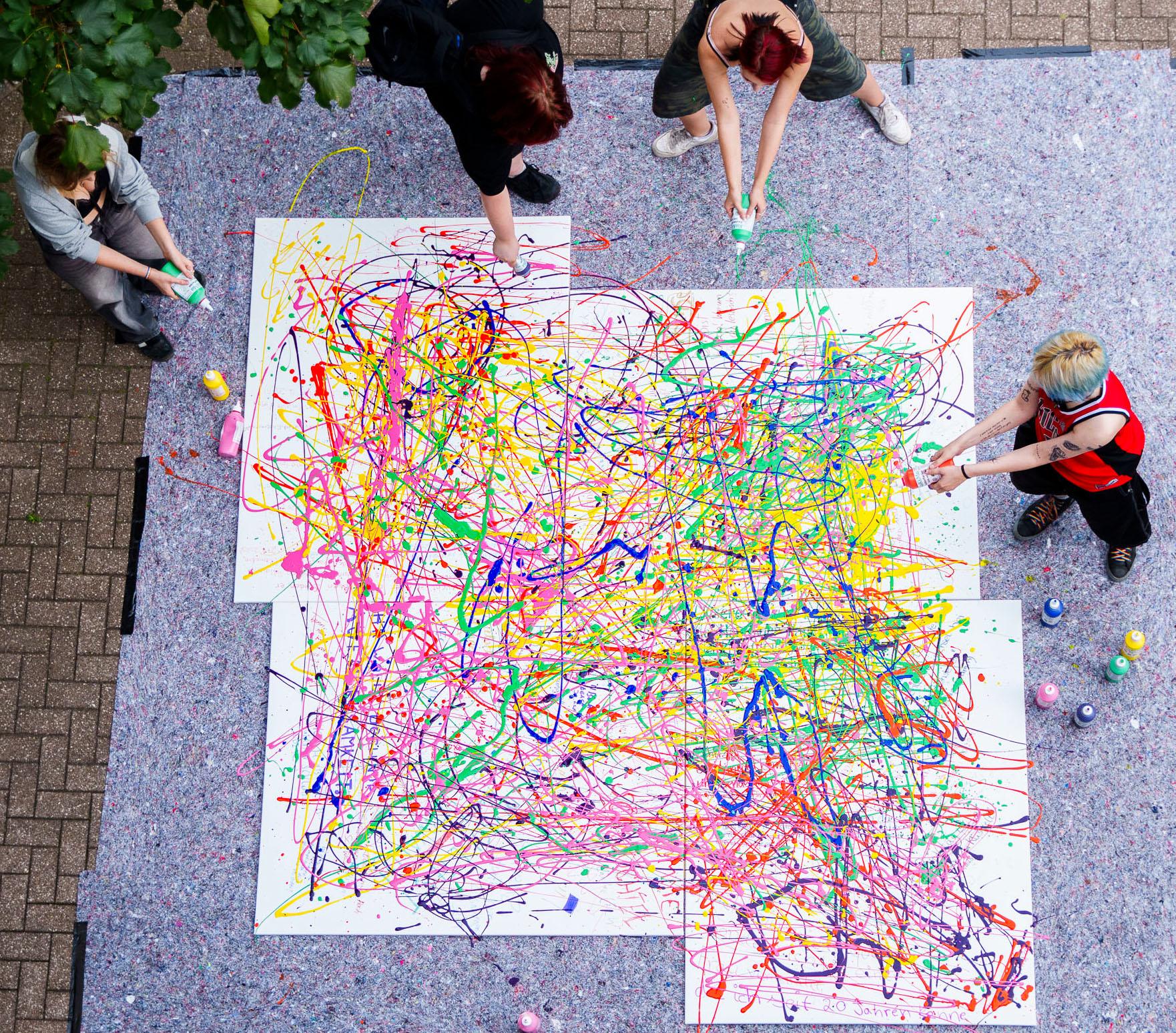 Workshops zur Sichtbarmachung der Regenbogenfarben im Sommer 2025 im Rahmen des Bürgermitwirkungsbudgets