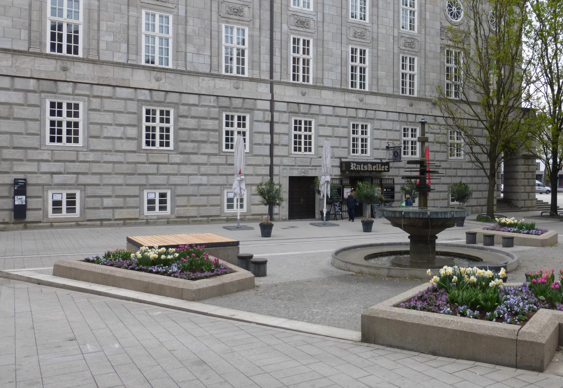 Platz an der Dröppelminna nach seiner Umgestaltung