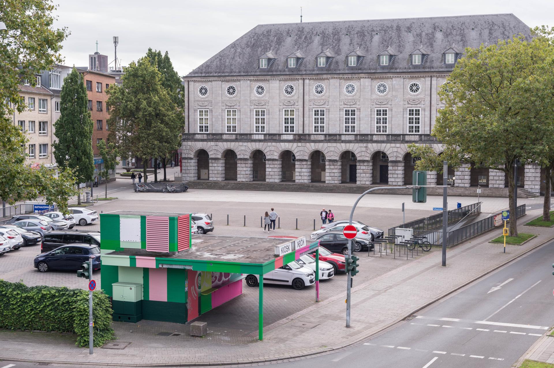 Blick auf den Rathausmarkt nach der Umgestaltung 2016 | aufgenommen in 2023