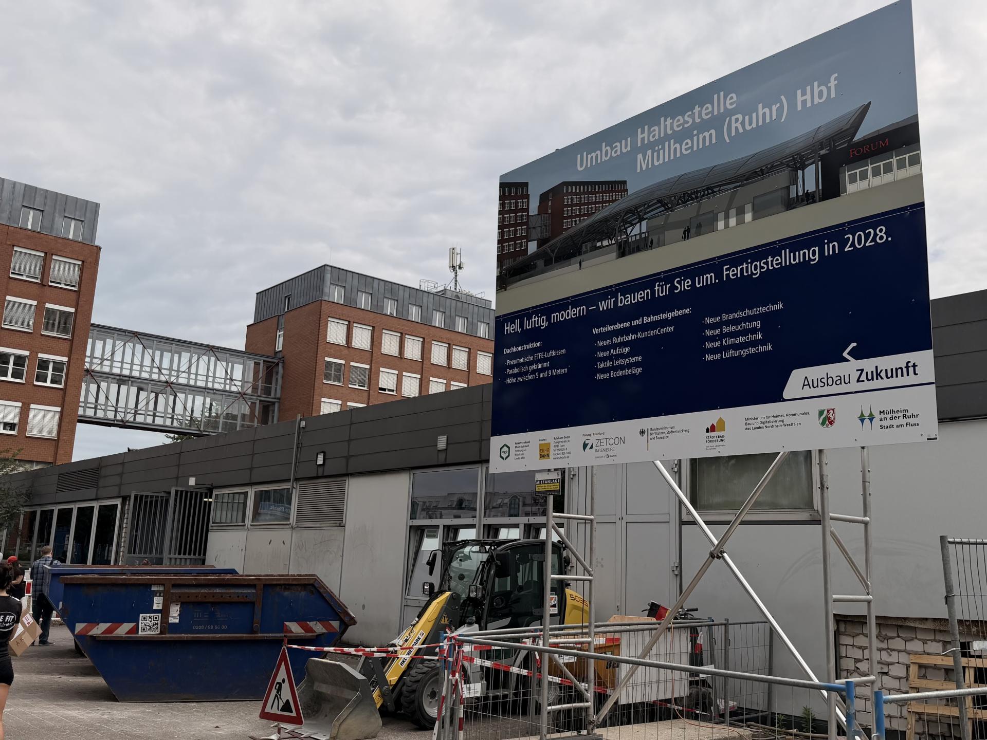 Baustelle für die neue Bahnhofsüberdachung