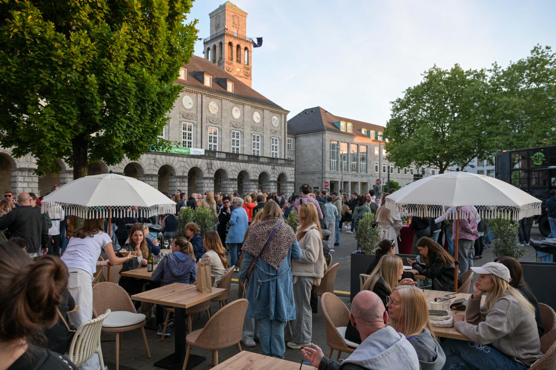 "Schön hier!" im Mai 2025 auf dem Rathausmarkt