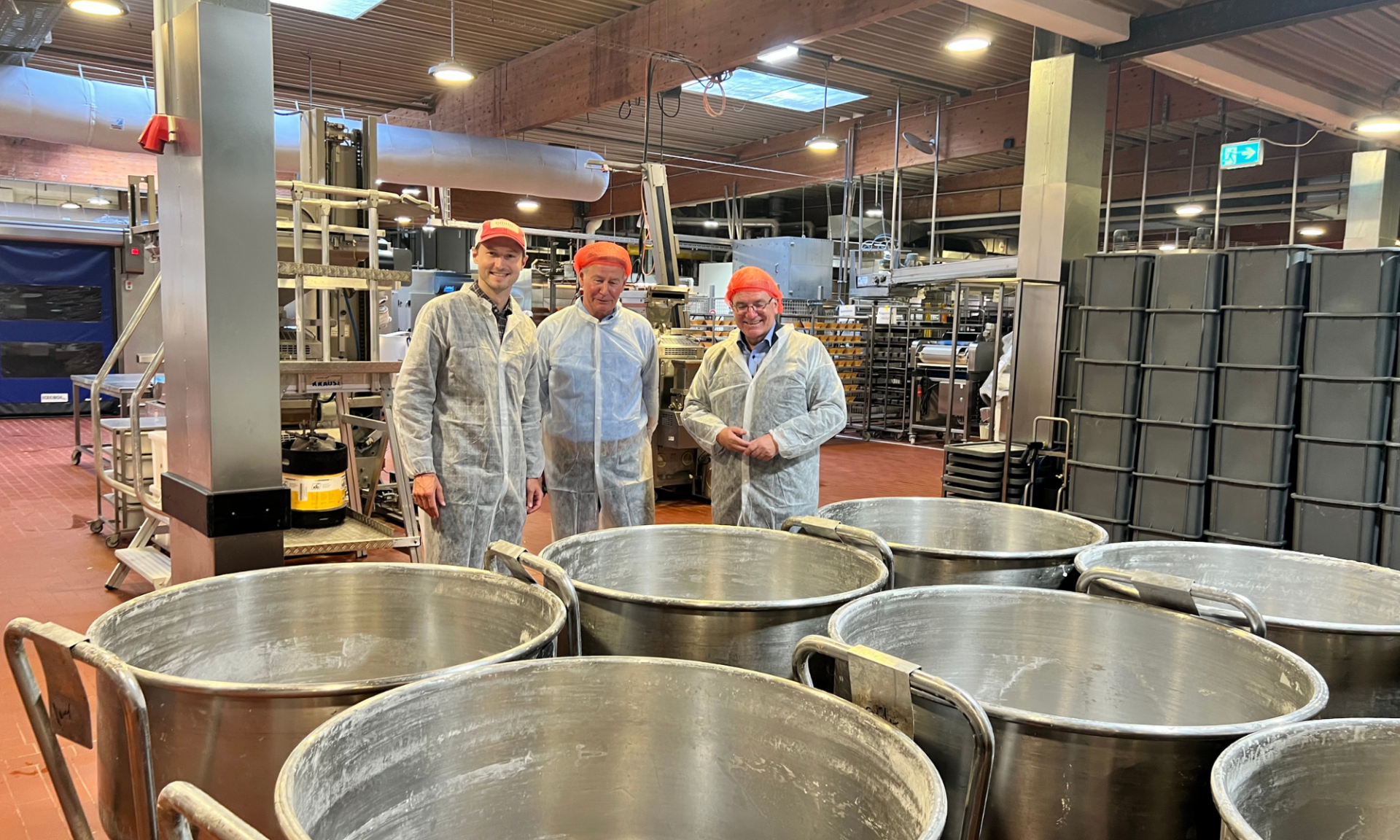 Oberbürgermeister Marc Buchholz auf Sommertour bei Döbbe Bäckereien & Co. KG