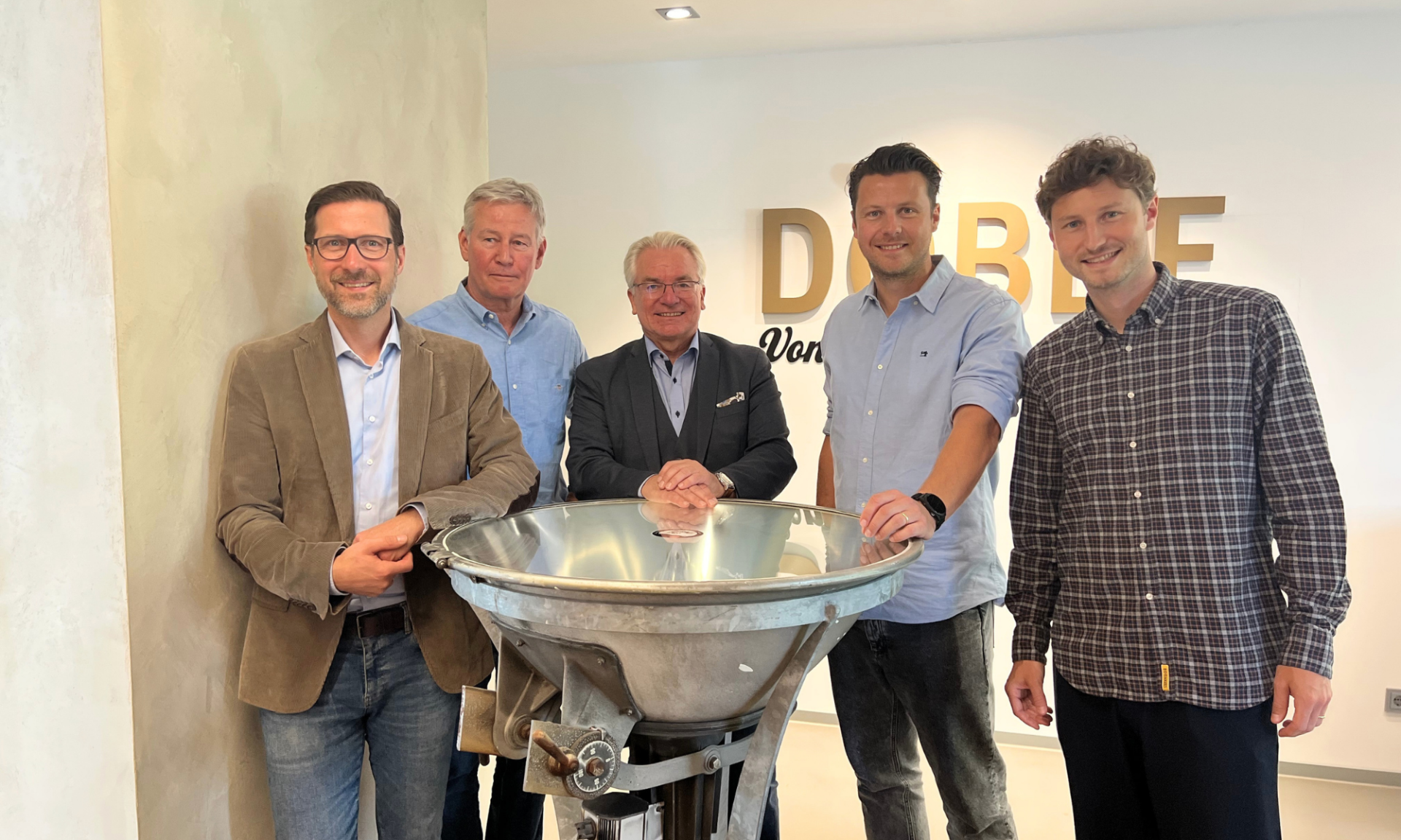 Oberbürgermeister Marc Buchholz auf Sommertour bei Döbbe Bäckereien & Co. KG