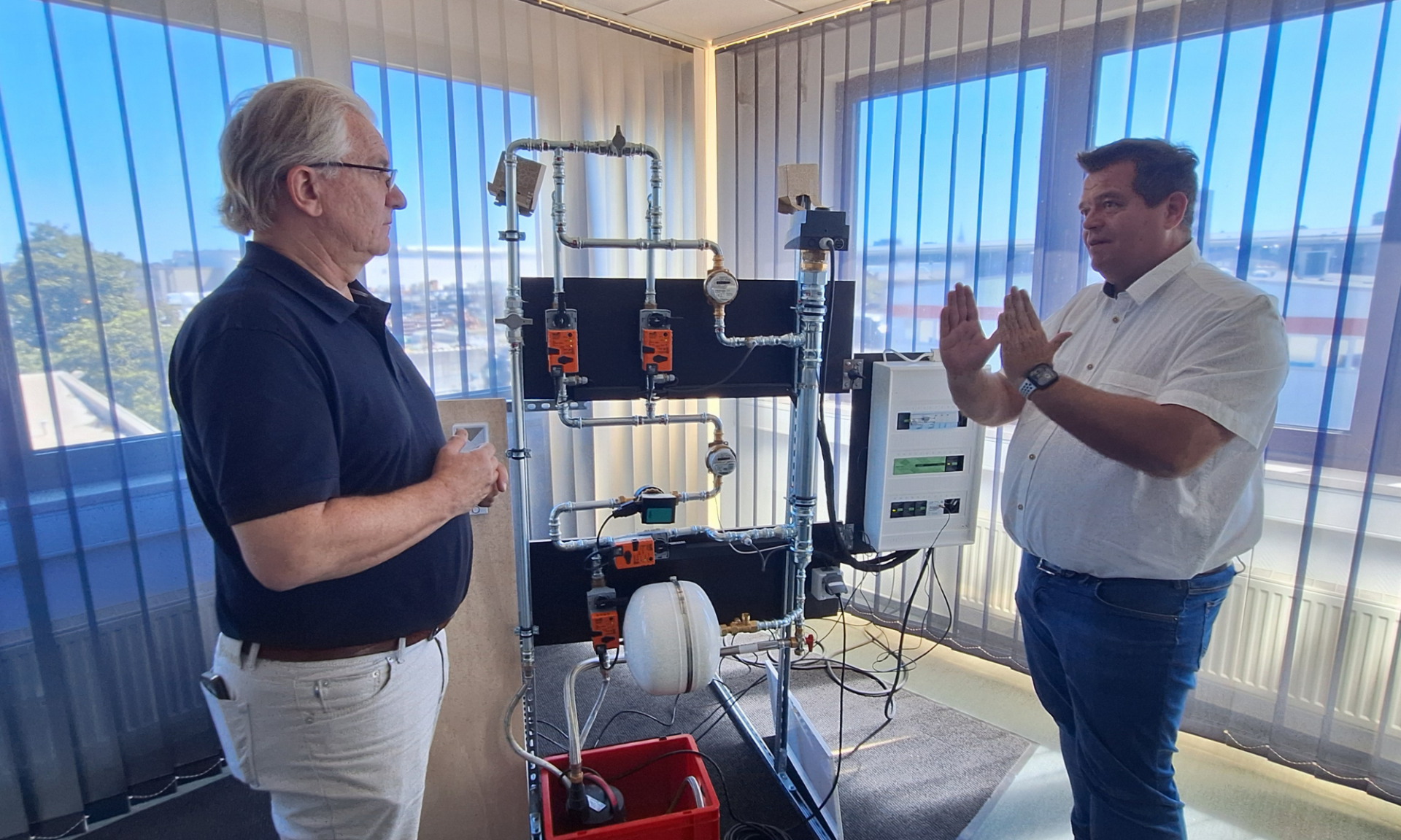 Oberbürgermeister Marc Buchholz bei der ecoConcept GmbH